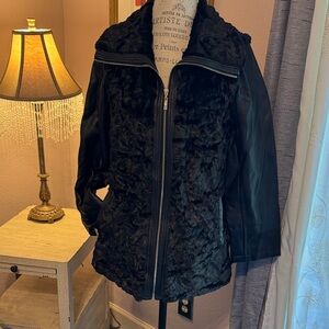 Women's Black Faux Fur and faux Leather Jacket sz  S/M